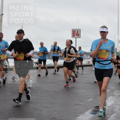 13.09.2026 - Kiel Lauf Andreas Tolksdorf http://msf.ph/oto/10402723 13.09.2026 11:02:04 Kiellinie 12232, 11626, 1480, 4, 39, 10747, 7321 meine-sportfotos.de