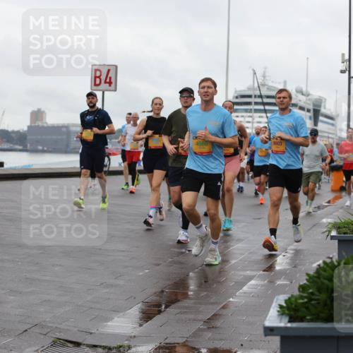 13.09.2026 - Kiel Lauf Andreas Tolksdorf http://msf.ph/oto/10402751 13.09.2026 11:02:15 Kiellinie 4, 4560, 9903 meine-sportfotos.de