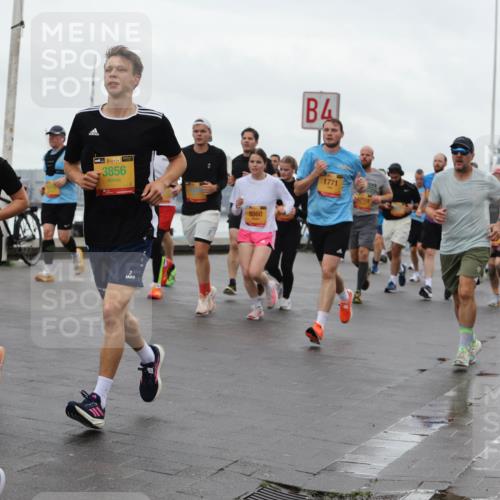 13.09.2026 - Kiel Lauf Andreas Tolksdorf http://msf.ph/oto/10402771 13.09.2026 11:02:19 Kiellinie 69, 39, 83, 3856, 8860, 4, 1771, 42518 meine-sportfotos.de