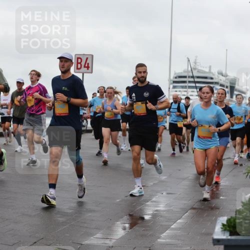 13.09.2026 - Kiel Lauf Andreas Tolksdorf http://msf.ph/oto/10402829 13.09.2026 11:02:23 Kiellinie 1488, 2871, 3261, 4, 9953, 4134 meine-sportfotos.de