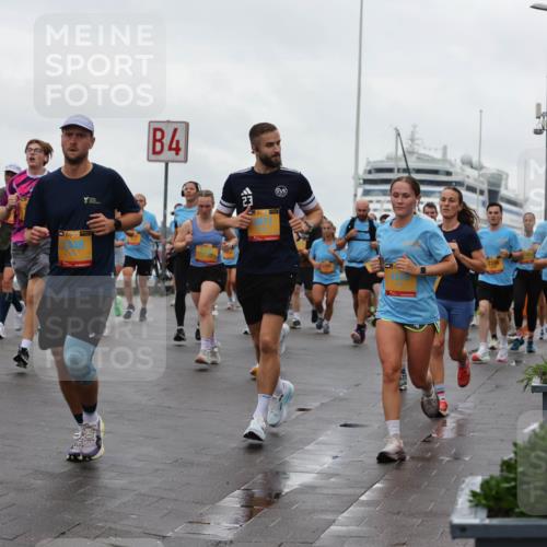 13.09.2026 - Kiel Lauf Andreas Tolksdorf http://msf.ph/oto/10402835 13.09.2026 11:02:23 Kiellinie 39, 2871, 39, 4, 7336, 9953, 4134 meine-sportfotos.de