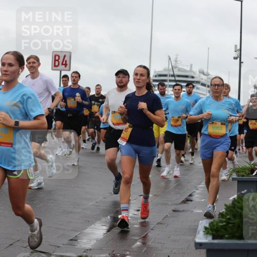 13.09.2026 - Kiel Lauf Andreas Tolksdorf http://msf.ph/oto/10402869 13.09.2026 11:02:25 Kiellinie 38, 4, 4378, 4134, 7336, 38, 9953 meine-sportfotos.de