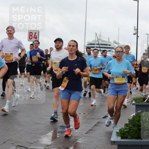 13.09.2026 - Kiel Lauf Andreas Tolksdorf http://msf.ph/oto/10402874 13.09.2026 11:02:25 Kiellinie 39, 7151, 39, 4378, 4, 7336, 9953, 4134 meine-sportfotos.de