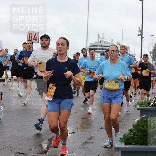 13.09.2026 - Kiel Lauf Andreas Tolksdorf http://msf.ph/oto/10402882 13.09.2026 11:02:25 Kiellinie 8490, 4, 38, 400, 39, 9953, 4134 meine-sportfotos.de