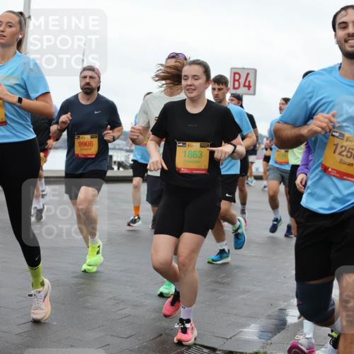 13.09.2026 - Kiel Lauf Andreas Tolksdorf http://msf.ph/oto/10402890 13.09.2026 11:02:33 Kiellinie 38, 46, 4, 9906, 1863, 4130, 38, 12567, 11068 meine-sportfotos.de