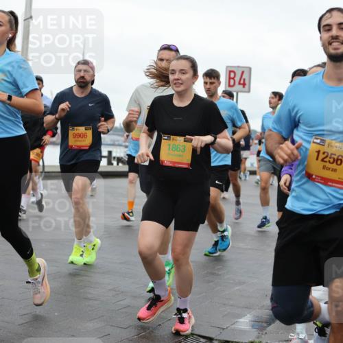 13.09.2026 - Kiel Lauf Andreas Tolksdorf http://msf.ph/oto/10402891 13.09.2026 11:02:33 Kiellinie 38, 9146, 38, 9906, 33, 1863, 4, 38, 12567, 11068 meine-sportfotos.de