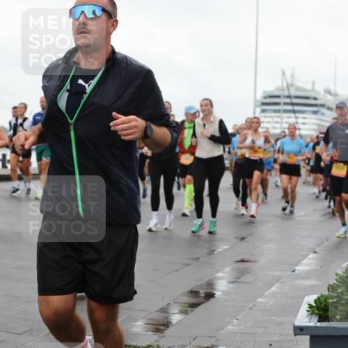 13.09.2026 - Kiel Lauf Andreas Tolksdorf http://msf.ph/oto/10402900 13.09.2026 11:02:37 Kiellinie 39, 4982 meine-sportfotos.de
