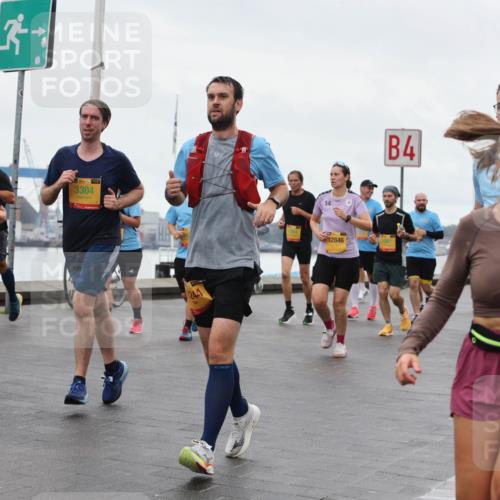13.09.2026 - Kiel Lauf Andreas Tolksdorf http://msf.ph/oto/10402977 13.09.2026 11:02:59 Kiellinie 38, 3304, 244, 14, 12846, 4 meine-sportfotos.de