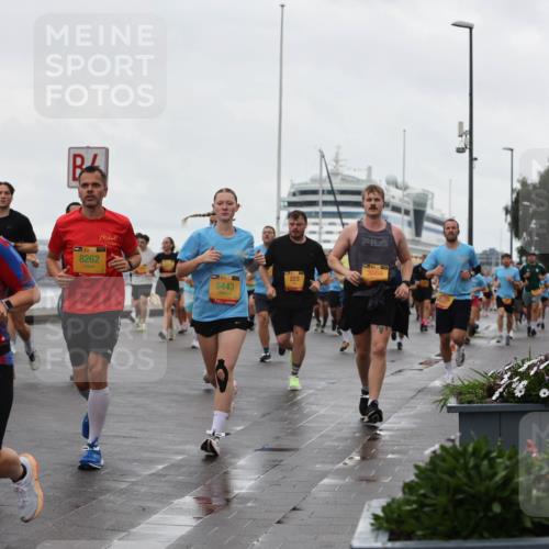 13.09.2026 - Kiel Lauf Andreas Tolksdorf http://msf.ph/oto/10402994 13.09.2026 11:03:02 Kiellinie 38, 8262, 223, 5443, 3669 meine-sportfotos.de