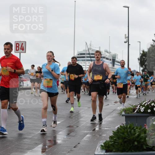 13.09.2026 - Kiel Lauf Andreas Tolksdorf http://msf.ph/oto/10403001 13.09.2026 11:03:02 Kiellinie 4653, 39, 8262, 4, 5443, 223, 3669, 4795 meine-sportfotos.de