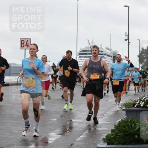13.09.2026 - Kiel Lauf Andreas Tolksdorf http://msf.ph/oto/10403017 13.09.2026 11:03:03 Kiellinie 39, 826, 4, 5443, 223, 1, 394, 3669, 4795 meine-sportfotos.de