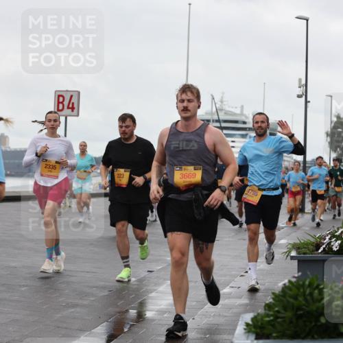 13.09.2026 - Kiel Lauf Andreas Tolksdorf http://msf.ph/oto/10403032 13.09.2026 11:03:04 Kiellinie 1, 39, 4, 5443, 4, 2335, 223, 3669, 4795 meine-sportfotos.de