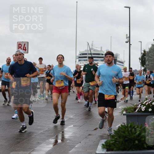 13.09.2026 - Kiel Lauf Andreas Tolksdorf http://msf.ph/oto/10403101 13.09.2026 11:03:09 Kiellinie 55, 4, 5635, 1881, 4643 meine-sportfotos.de