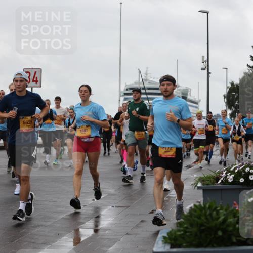13.09.2026 - Kiel Lauf Andreas Tolksdorf http://msf.ph/oto/10403104 13.09.2026 11:03:09 Kiellinie 34, 5635, 1881, 4849, 2172 meine-sportfotos.de