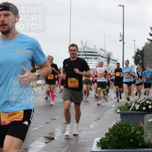 13.09.2026 - Kiel Lauf Andreas Tolksdorf http://msf.ph/oto/10403116 13.09.2026 11:03:11 Kiellinie 8040, 11, 39, 9813, 10671 meine-sportfotos.de