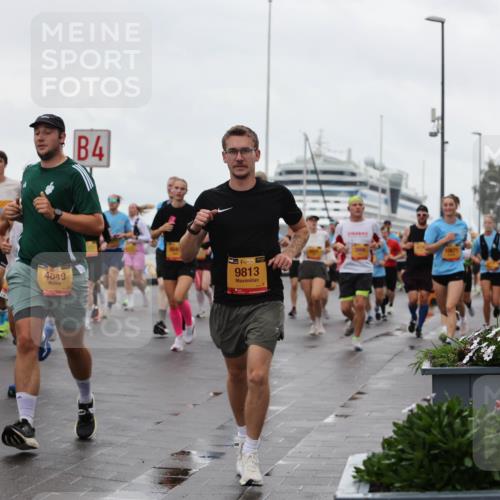 13.09.2026 - Kiel Lauf Andreas Tolksdorf http://msf.ph/oto/10403126 13.09.2026 11:03:11 Kiellinie 4849, 4, 8040, 138, 9813, 10671, 00 meine-sportfotos.de