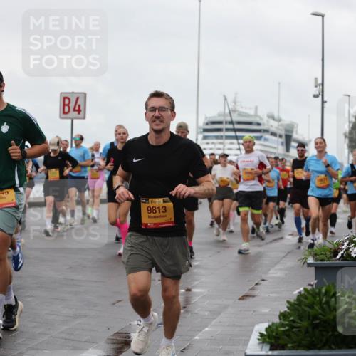 13.09.2026 - Kiel Lauf Andreas Tolksdorf http://msf.ph/oto/10403134 13.09.2026 11:03:12 Kiellinie 4049, 4, 38, 9813, 10671 meine-sportfotos.de