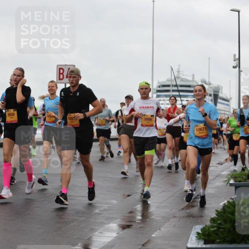 13.09.2026 - Kiel Lauf Andreas Tolksdorf http://msf.ph/oto/10403143 13.09.2026 11:03:13 Kiellinie 5303, 8040, 1097, 3999, 1, 39, 10671, 6477, 11436 meine-sportfotos.de