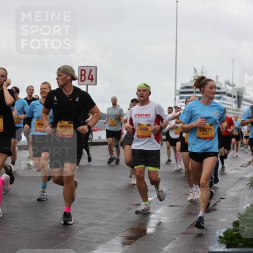 13.09.2026 - Kiel Lauf Andreas Tolksdorf http://msf.ph/oto/10403155 13.09.2026 11:03:14 Kiellinie 5303, 38, 8040, 666, 38, 10973, 4, 3999, 10671, 6477, 11436 meine-sportfotos.de
