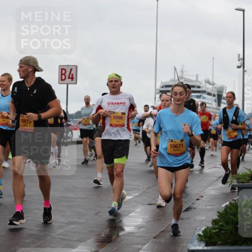 13.09.2026 - Kiel Lauf Andreas Tolksdorf http://msf.ph/oto/10403159 13.09.2026 11:03:14 Kiellinie 8040, 6604, 3, 10973, 4, 3999, 10671, 6477, 11436 meine-sportfotos.de
