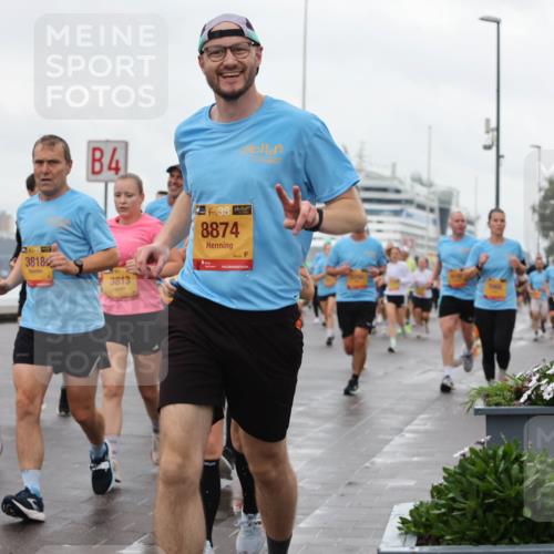 13.09.2026 - Kiel Lauf Andreas Tolksdorf http://msf.ph/oto/10403197 13.09.2026 11:03:18 Kiellinie 3818, 4, 3813, 38, 8874 meine-sportfotos.de