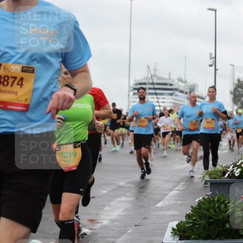 13.09.2026 - Kiel Lauf Andreas Tolksdorf http://msf.ph/oto/10403209 13.09.2026 11:03:19 Kiellinie 39, 3818, 38, 8874, 4, 387, 7810 meine-sportfotos.de