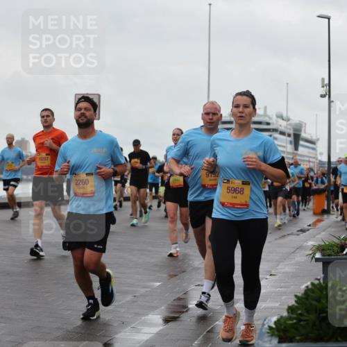 13.09.2026 - Kiel Lauf Andreas Tolksdorf http://msf.ph/oto/10403242 13.09.2026 11:03:21 Kiellinie 39, 1336, 10257, 38, 2260, 9192, 38, 5968 meine-sportfotos.de
