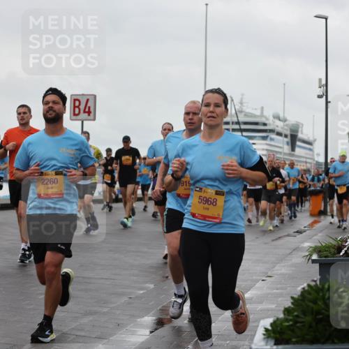 13.09.2026 - Kiel Lauf Andreas Tolksdorf http://msf.ph/oto/10403248 13.09.2026 11:03:21 Kiellinie 38, 2260, 4, 919, 38, 5968 meine-sportfotos.de