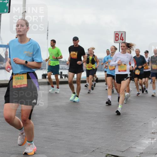 13.09.2026 - Kiel Lauf Andreas Tolksdorf http://msf.ph/oto/10403280 13.09.2026 11:03:24 Kiellinie 5943, 12060, 4, 4593 meine-sportfotos.de