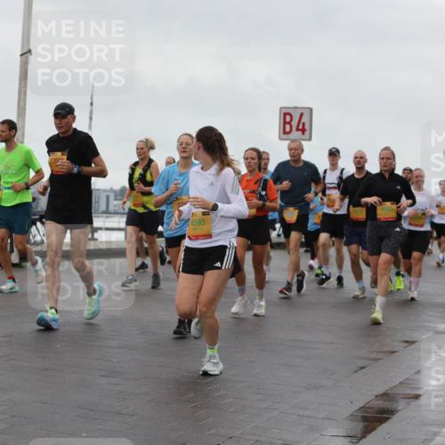 13.09.2026 - Kiel Lauf Andreas Tolksdorf http://msf.ph/oto/10403304 13.09.2026 11:03:25 Kiellinie 4593, 4, 3472, 4955, 3011 meine-sportfotos.de