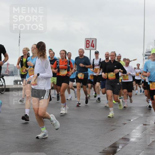 13.09.2026 - Kiel Lauf Andreas Tolksdorf http://msf.ph/oto/10403313 13.09.2026 11:03:25 Kiellinie 12060, 3787, 4, 3011, 6465 meine-sportfotos.de