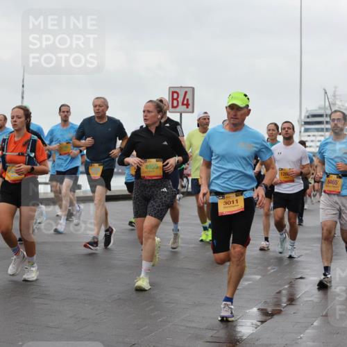13.09.2026 - Kiel Lauf Andreas Tolksdorf http://msf.ph/oto/10403330 13.09.2026 11:03:26 Kiellinie 1, 3944, 4955, 4, 3011, 1266, 6465, 1123, 9812 meine-sportfotos.de