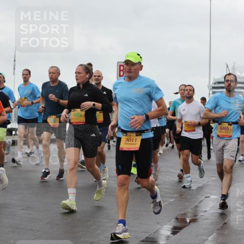 13.09.2026 - Kiel Lauf Andreas Tolksdorf http://msf.ph/oto/10403336 13.09.2026 11:03:27 Kiellinie 4110, 4955, 3011, 126, 6465, 4123, 9812 meine-sportfotos.de
