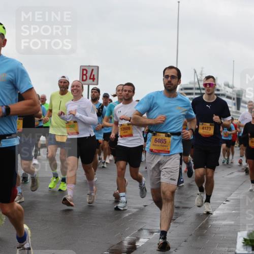 13.09.2026 - Kiel Lauf Andreas Tolksdorf http://msf.ph/oto/10403349 13.09.2026 11:03:27 Kiellinie 4, 38, 3011, 7500, 12609, 38, 6465, 4123, 9812 meine-sportfotos.de