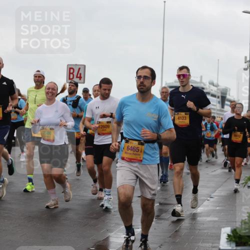 13.09.2026 - Kiel Lauf Andreas Tolksdorf http://msf.ph/oto/10403353 13.09.2026 11:03:28 Kiellinie 392, 3472, 4, 7500, 38, 12609, 14, 38, 6465, 39, 4123, 9812 meine-sportfotos.de