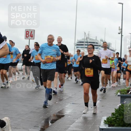 13.09.2026 - Kiel Lauf Andreas Tolksdorf http://msf.ph/oto/10403370 13.09.2026 11:03:29 Kiellinie 4, 35, 412, 4, 6006, 9812, 11925 meine-sportfotos.de