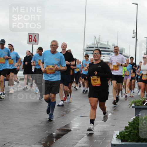 13.09.2026 - Kiel Lauf Andreas Tolksdorf http://msf.ph/oto/10403372 13.09.2026 11:03:29 Kiellinie 11324, 4, 6006, 9812, 11925 meine-sportfotos.de