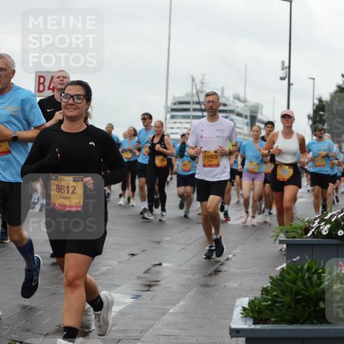 13.09.2026 - Kiel Lauf Andreas Tolksdorf http://msf.ph/oto/10403397 13.09.2026 11:03:30 Kiellinie 7137, 6000, 4, 38, 9812, 2650, 11925 meine-sportfotos.de