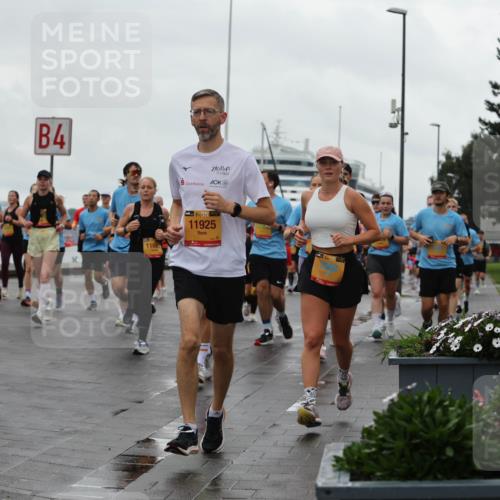 13.09.2026 - Kiel Lauf Andreas Tolksdorf http://msf.ph/oto/10403416 13.09.2026 11:03:32 Kiellinie 61, 4, 2845, 1160, 39, 11925 meine-sportfotos.de
