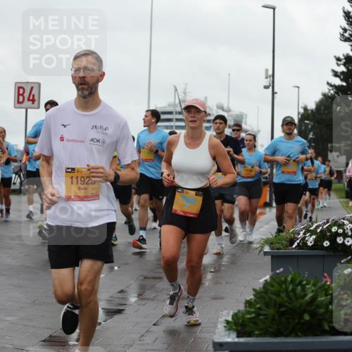 13.09.2026 - Kiel Lauf Andreas Tolksdorf http://msf.ph/oto/10403425 13.09.2026 11:03:32 Kiellinie 11123, 4, 4, 35, 11925, 7109 meine-sportfotos.de