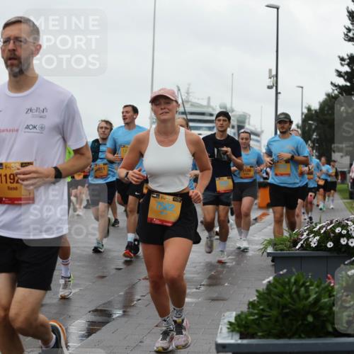 13.09.2026 - Kiel Lauf Andreas Tolksdorf http://msf.ph/oto/10403435 13.09.2026 11:03:33 Kiellinie 1112, 1, 38, 1192, 4811, 38, 7582, 109 meine-sportfotos.de