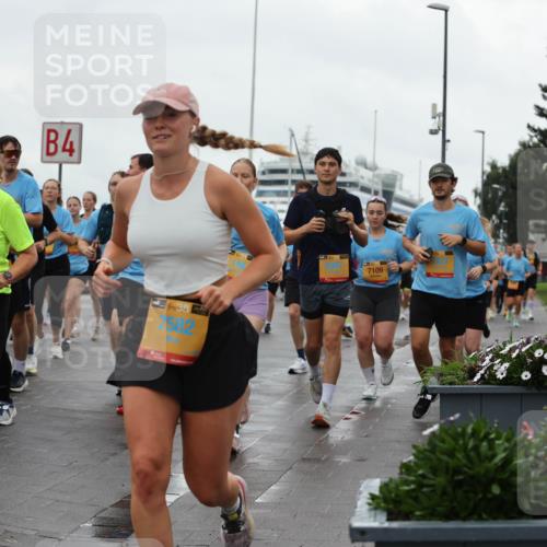 13.09.2026 - Kiel Lauf Andreas Tolksdorf http://msf.ph/oto/10403451 13.09.2026 11:03:33 Kiellinie 4, 2529, 1, 38, 7582, 7109 meine-sportfotos.de