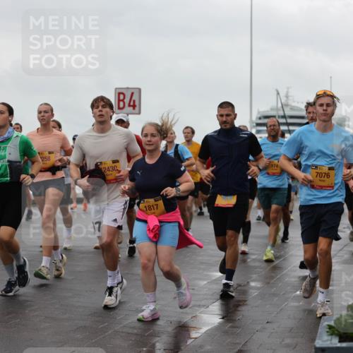 13.09.2026 - Kiel Lauf Andreas Tolksdorf http://msf.ph/oto/10403513 13.09.2026 11:03:48 Kiellinie 2069, 258, 38, 2430, 4, 39, 38, 1817, 7076, 12479 meine-sportfotos.de