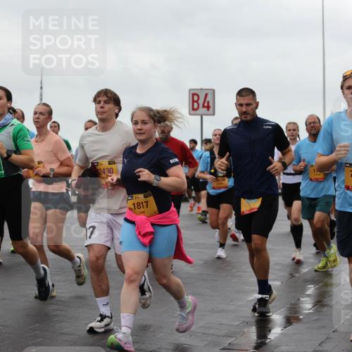 13.09.2026 - Kiel Lauf Andreas Tolksdorf http://msf.ph/oto/10403526 13.09.2026 11:03:49 Kiellinie 10422, 38, 2430, 17, 38, 1817, 4, 696, 4, 387, 7076, 4, 39, 12479 meine-sportfotos.de