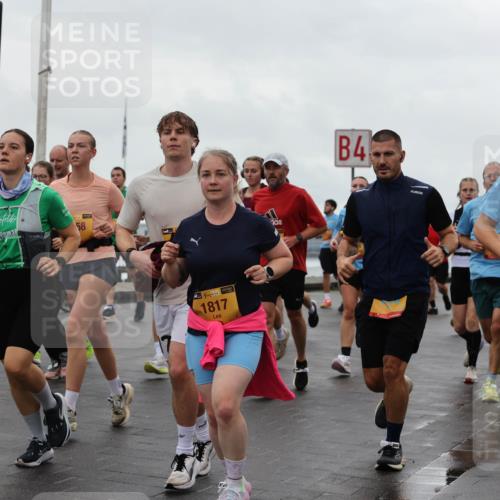 13.09.2026 - Kiel Lauf Andreas Tolksdorf http://msf.ph/oto/10403532 13.09.2026 11:03:49 Kiellinie 10422, 58, 4, 38, 1817, 4, 38, 7076 meine-sportfotos.de