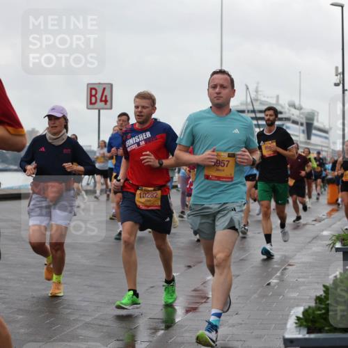13.09.2026 - Kiel Lauf Andreas Tolksdorf http://msf.ph/oto/10403561 13.09.2026 11:03:52 Kiellinie 4, 39, 1646, 2025, 10282, 1, 38, 5957 meine-sportfotos.de