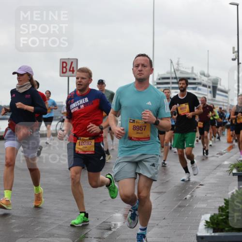 13.09.2026 - Kiel Lauf Andreas Tolksdorf http://msf.ph/oto/10403565 13.09.2026 11:03:52 Kiellinie 4, 2025, 10282, 38, 8957, 8928 meine-sportfotos.de