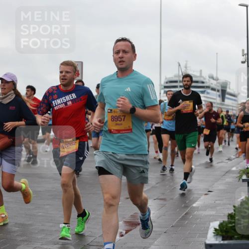 13.09.2026 - Kiel Lauf Andreas Tolksdorf http://msf.ph/oto/10403570 13.09.2026 11:03:52 Kiellinie 2025, 10282, 27, 8957, 328 meine-sportfotos.de