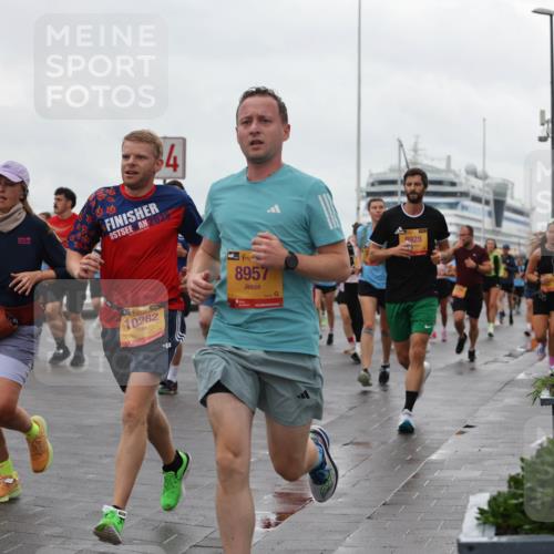 13.09.2026 - Kiel Lauf Andreas Tolksdorf http://msf.ph/oto/10403571 13.09.2026 11:03:52 Kiellinie 2025, 10282, 8957, 8928 meine-sportfotos.de