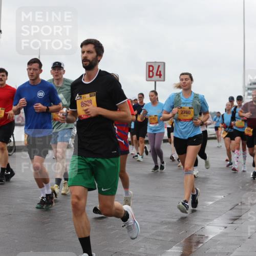 13.09.2026 - Kiel Lauf Andreas Tolksdorf http://msf.ph/oto/10403608 13.09.2026 11:03:54 Kiellinie 6389, 14, 38, 8528, 4, 8182, 39, 2760, 6529 meine-sportfotos.de